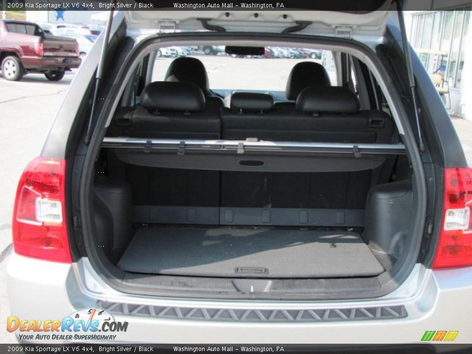 2009 Kia Sportage LX V6 4x4 Bright Silver / Black Photo #18