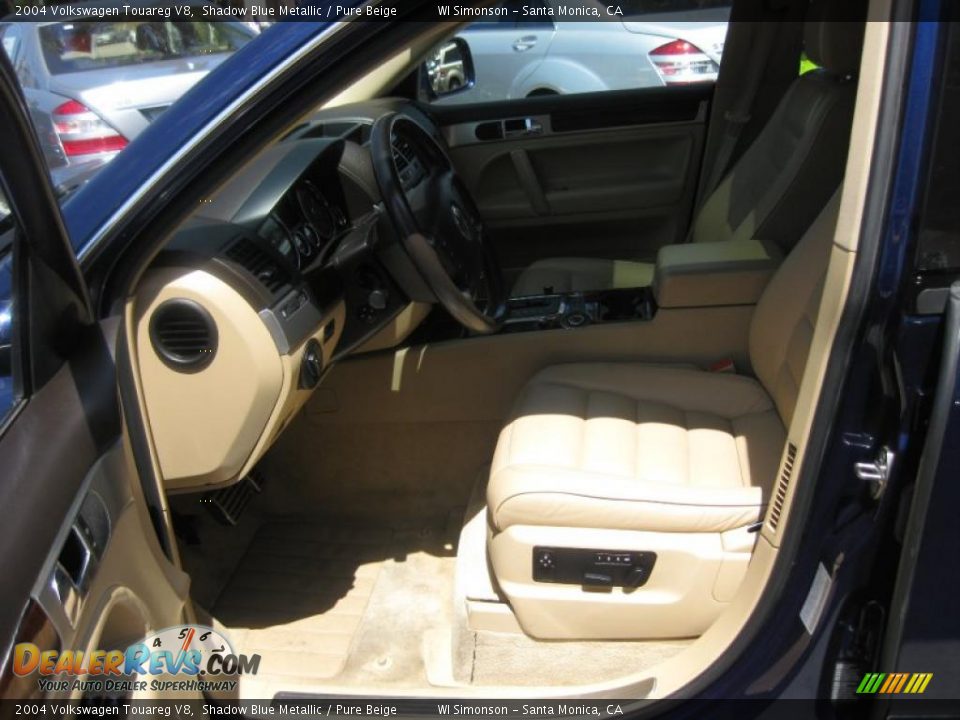 2004 Volkswagen Touareg V8 Shadow Blue Metallic / Pure Beige Photo #24