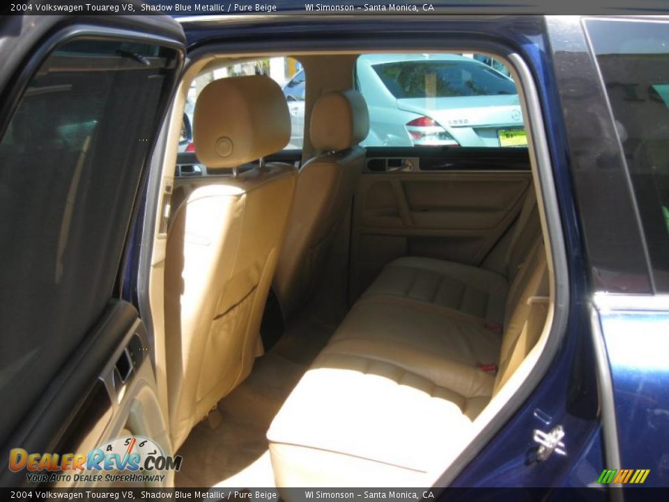 2004 Volkswagen Touareg V8 Shadow Blue Metallic / Pure Beige Photo #25