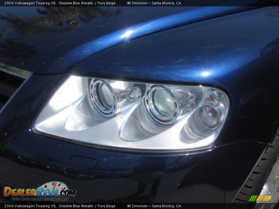 2004 Volkswagen Touareg V8 Shadow Blue Metallic / Pure Beige Photo #29