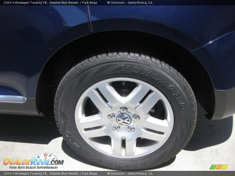 2004 Volkswagen Touareg V8 Shadow Blue Metallic / Pure Beige Photo #33