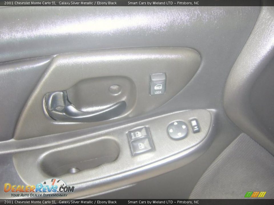 2001 Chevrolet Monte Carlo SS Galaxy Silver Metallic / Ebony Black Photo #15