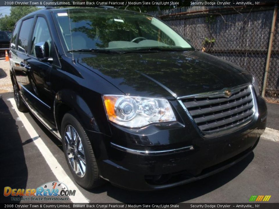 2008 Chrysler Town & Country Limited Brilliant Black Crystal Pearlcoat / Medium Slate Gray/Light Shale Photo #3