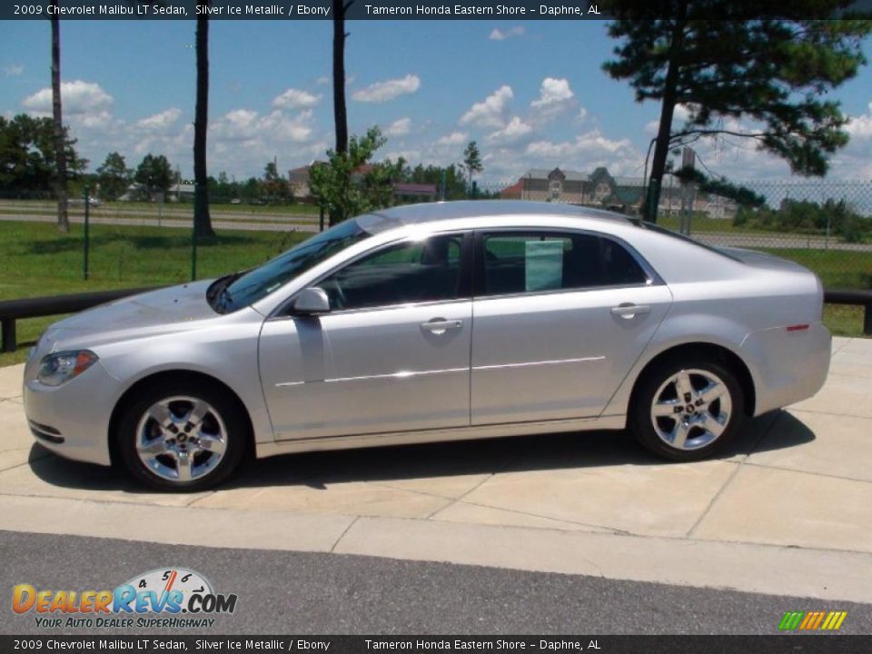 2009 Chevrolet Malibu LT Sedan Silver Ice Metallic / Ebony Photo #10