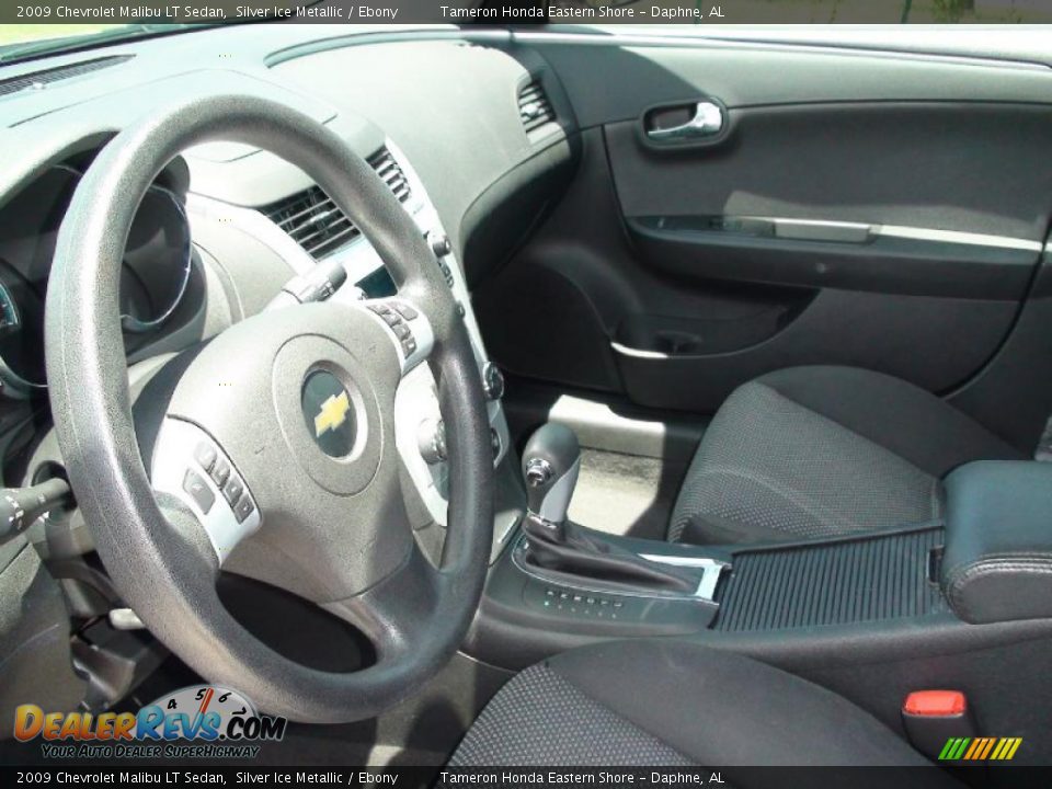 2009 Chevrolet Malibu LT Sedan Silver Ice Metallic / Ebony Photo #15