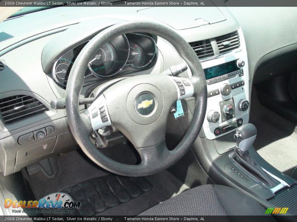 2009 Chevrolet Malibu LT Sedan Silver Ice Metallic / Ebony Photo #16