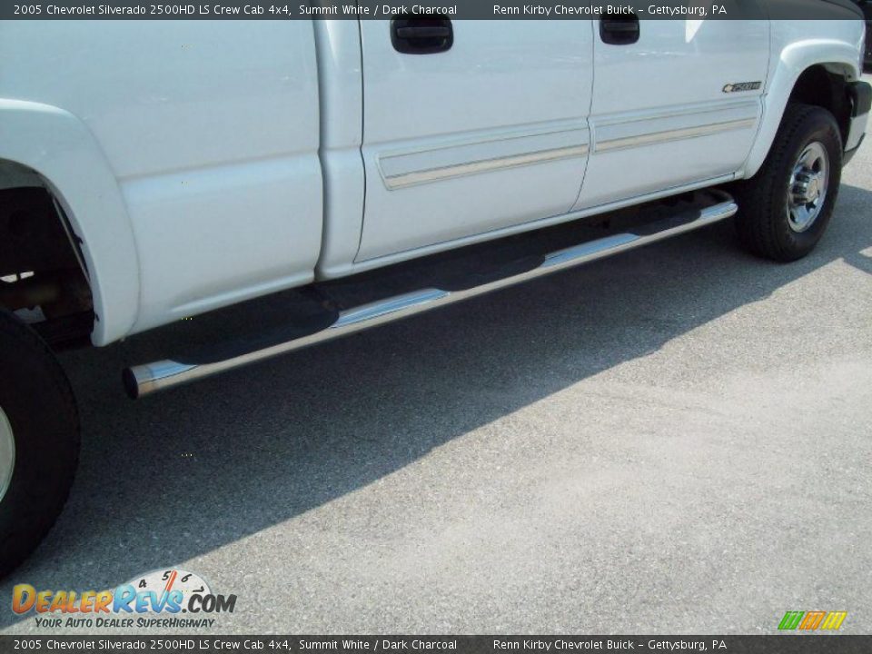 2005 Chevrolet Silverado 2500HD LS Crew Cab 4x4 Summit White / Dark Charcoal Photo #10