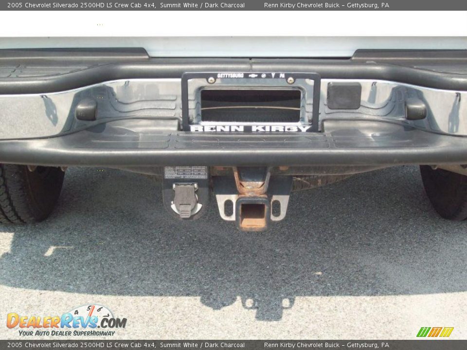 2005 Chevrolet Silverado 2500HD LS Crew Cab 4x4 Summit White / Dark Charcoal Photo #15