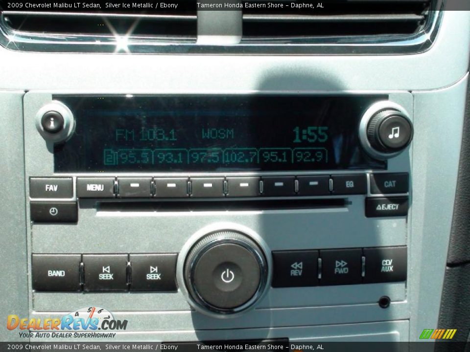 2009 Chevrolet Malibu LT Sedan Silver Ice Metallic / Ebony Photo #25