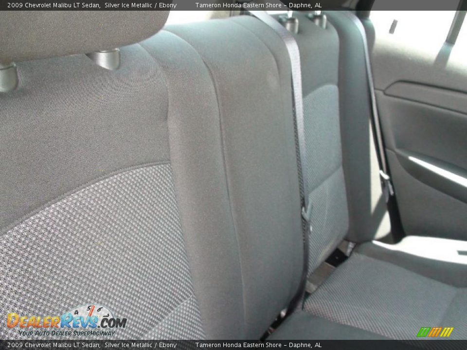 2009 Chevrolet Malibu LT Sedan Silver Ice Metallic / Ebony Photo #33