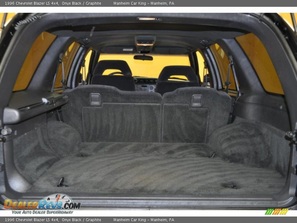 1996 Chevrolet Blazer LS 4x4 Onyx Black / Graphite Photo #13