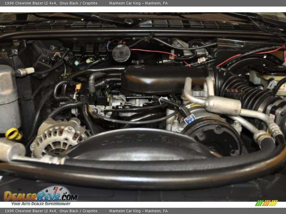 1996 Chevrolet Blazer LS 4x4 Onyx Black / Graphite Photo #19