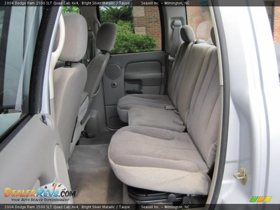2004 Dodge Ram 1500 SLT Quad Cab 4x4 Bright Silver Metallic / Taupe Photo #3