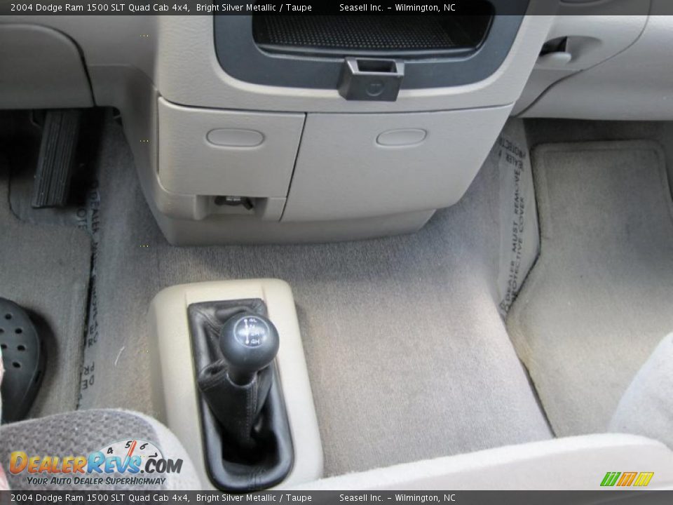 2004 Dodge Ram 1500 SLT Quad Cab 4x4 Bright Silver Metallic / Taupe Photo #7
