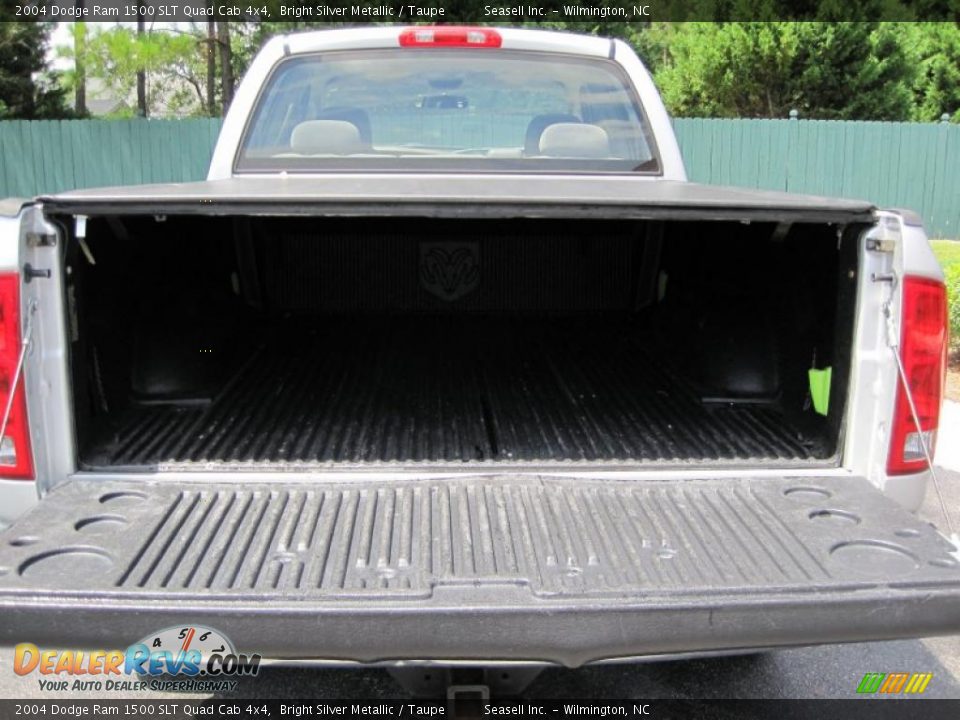 2004 Dodge Ram 1500 SLT Quad Cab 4x4 Bright Silver Metallic / Taupe Photo #9