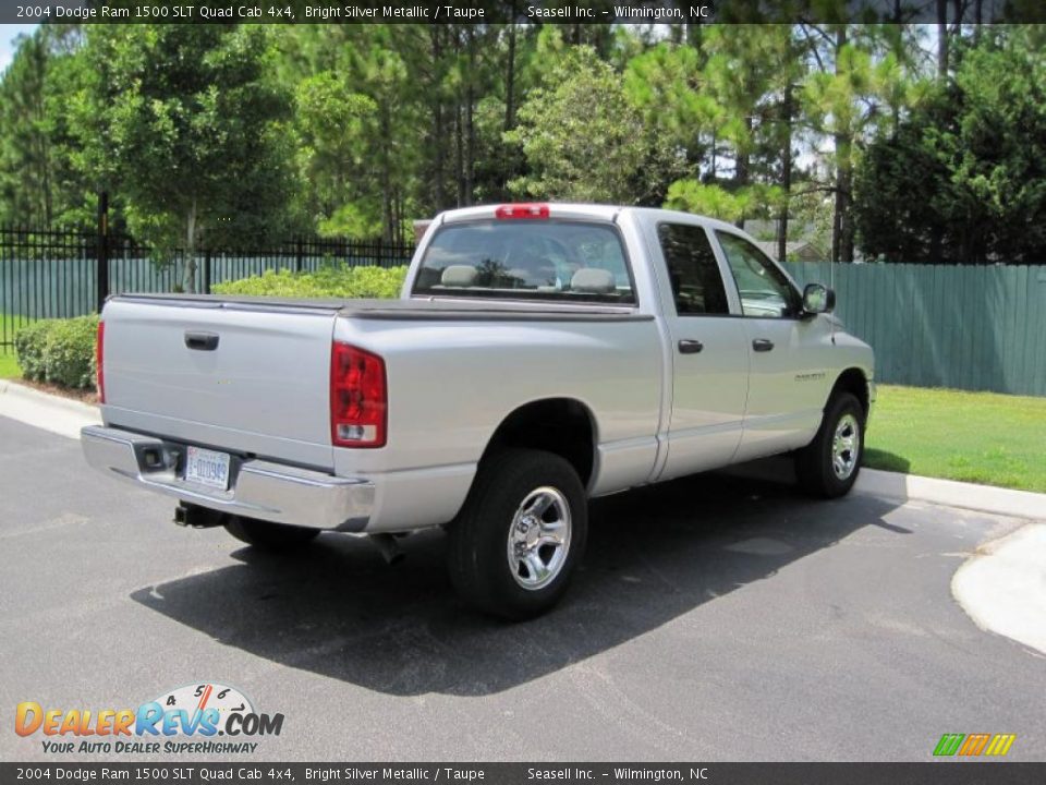 2004 Dodge Ram 1500 SLT Quad Cab 4x4 Bright Silver Metallic / Taupe Photo #17