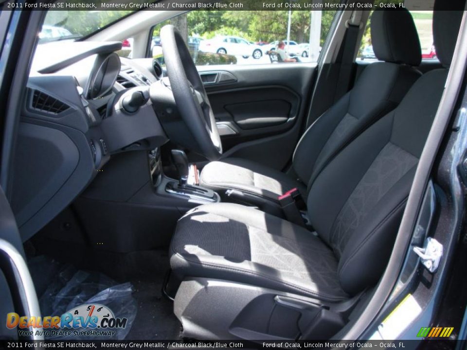 2011 Ford Fiesta SE Hatchback Monterey Grey Metallic / Charcoal Black/Blue Cloth Photo #5