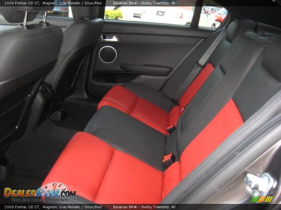 2009 Pontiac G8 GT Magnetic Gray Metallic / Onyx/Red Photo #15
