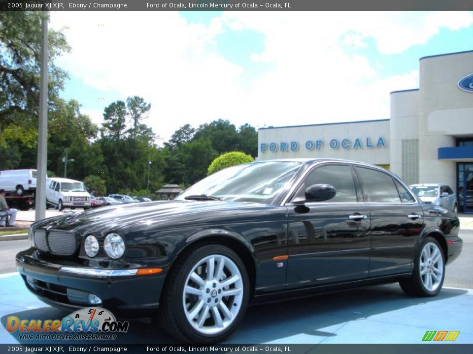 2005 Jaguar XJ XJR Ebony / Champagne Photo #1