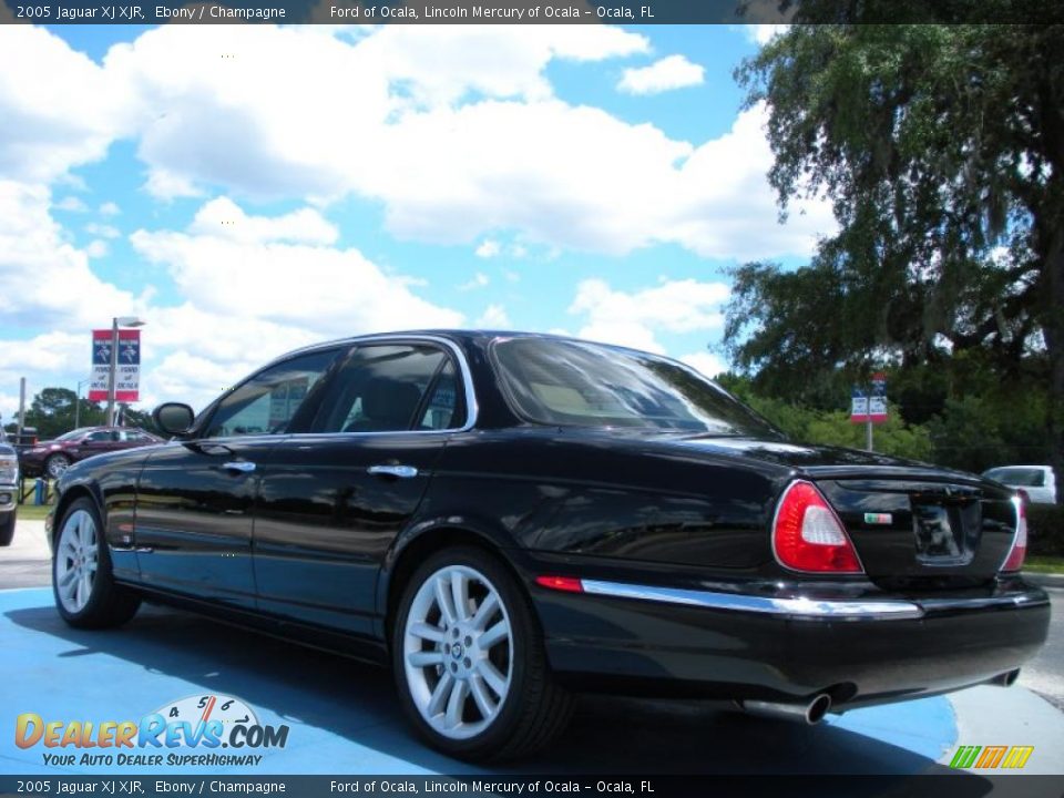 2005 Jaguar XJ XJR Ebony / Champagne Photo #3