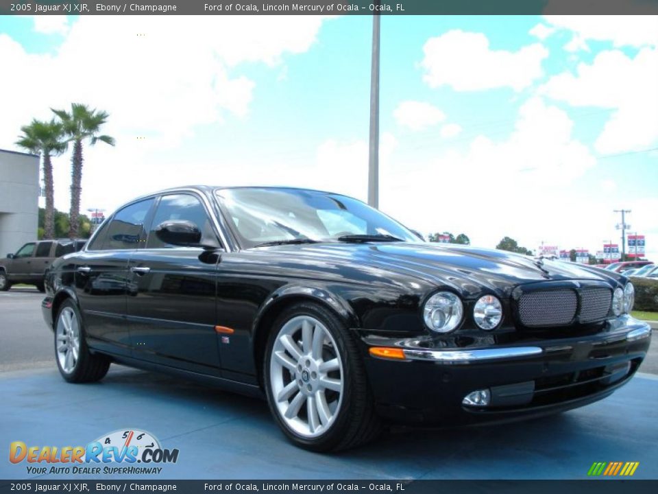 2005 Jaguar XJ XJR Ebony / Champagne Photo #7