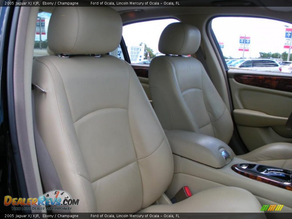 2005 Jaguar XJ XJR Ebony / Champagne Photo #16
