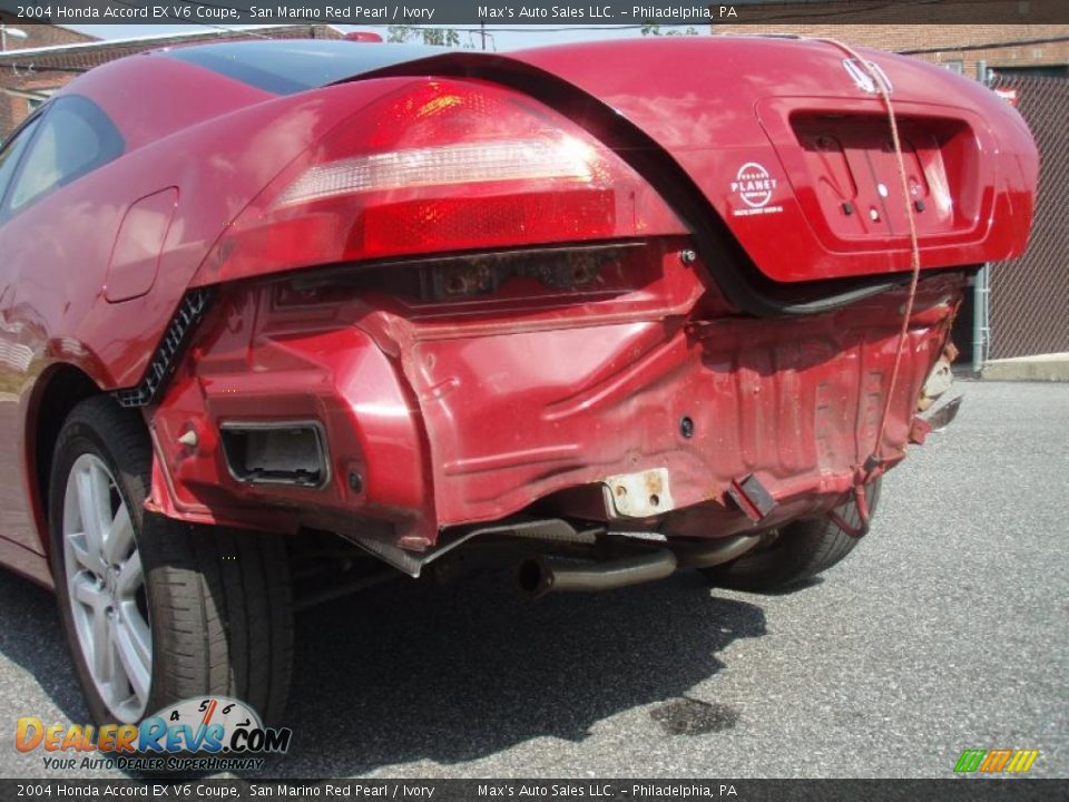 2004 Honda Accord EX V6 Coupe San Marino Red Pearl / Ivory Photo #22