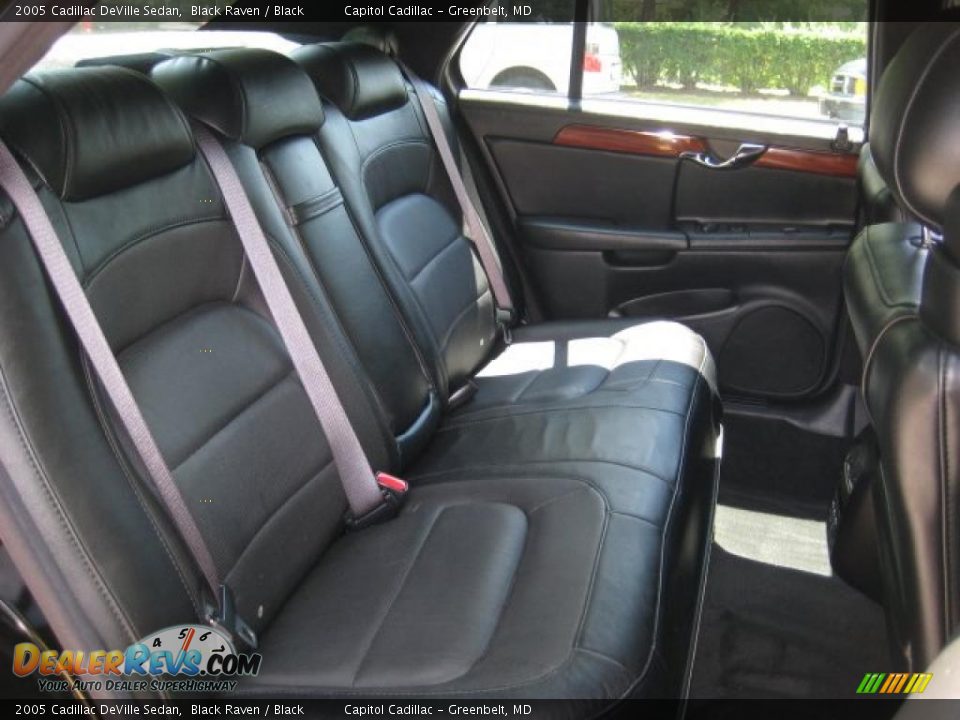 2005 Cadillac DeVille Sedan Black Raven / Black Photo #13