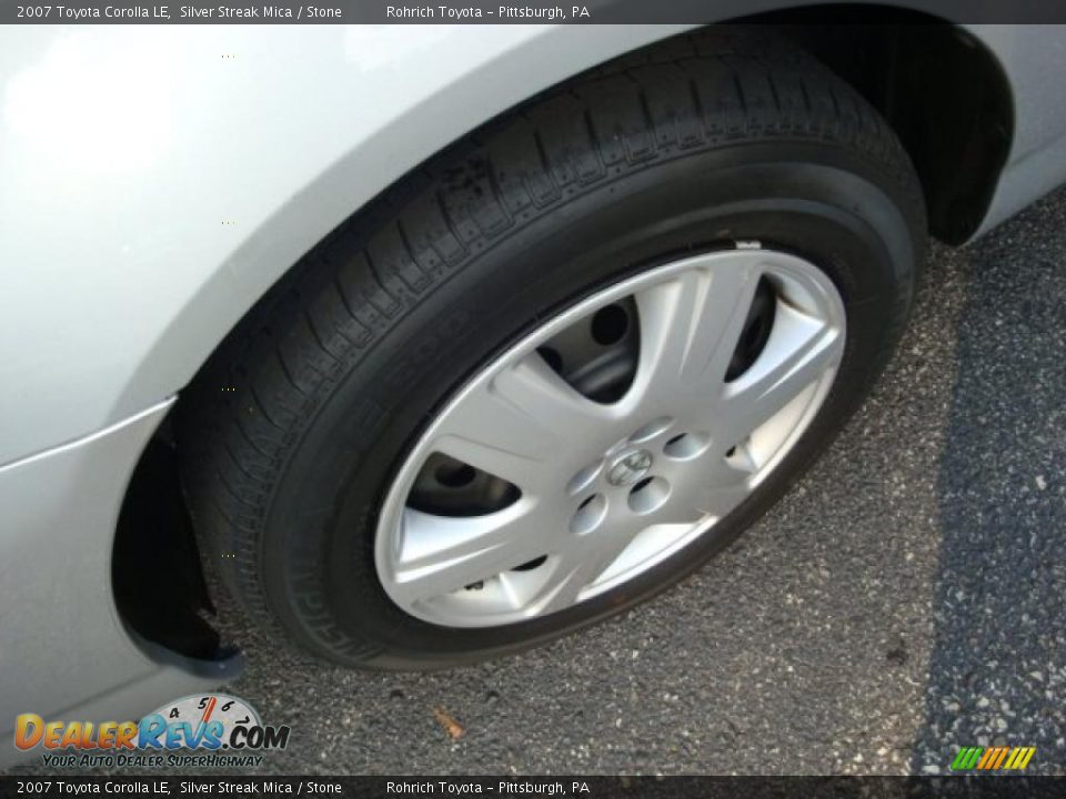 2007 Toyota Corolla LE Silver Streak Mica / Stone Photo #12