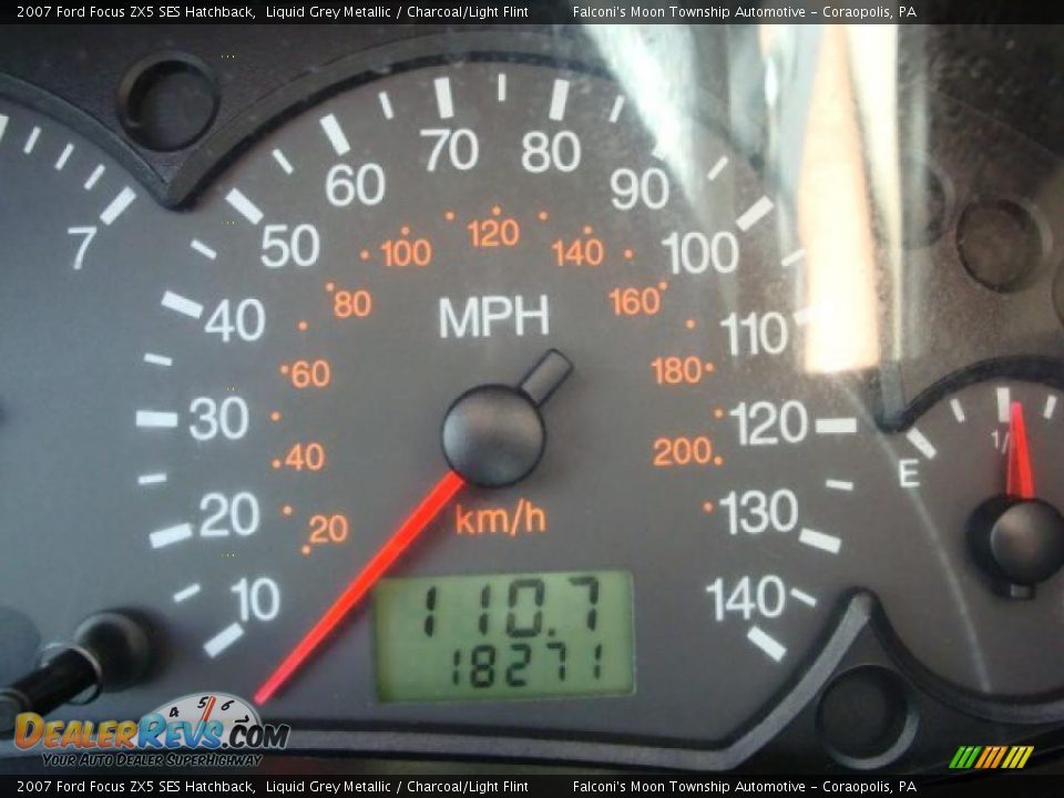 2007 Ford Focus ZX5 SES Hatchback Liquid Grey Metallic / Charcoal/Light Flint Photo #15
