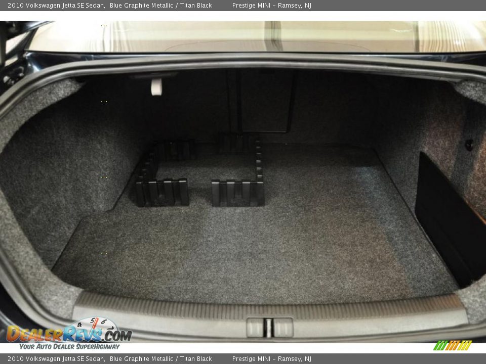 2010 Volkswagen Jetta SE Sedan Blue Graphite Metallic / Titan Black Photo #5