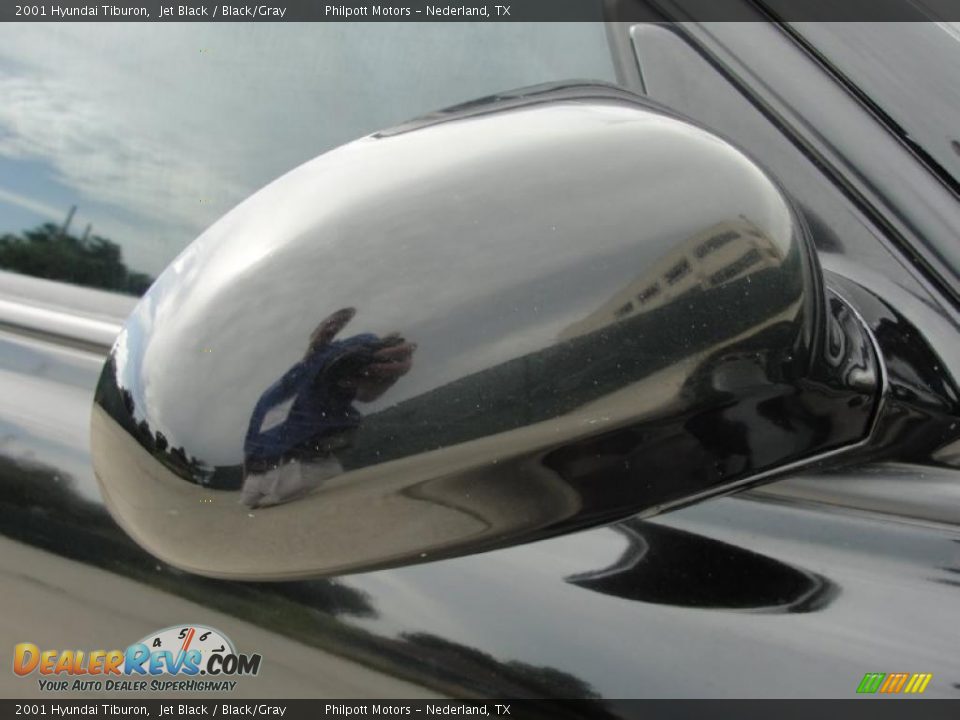 2001 Hyundai Tiburon Jet Black / Black/Gray Photo #17