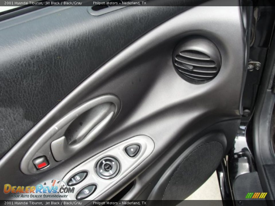 2001 Hyundai Tiburon Jet Black / Black/Gray Photo #30