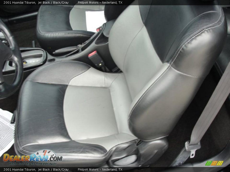 2001 Hyundai Tiburon Jet Black / Black/Gray Photo #31