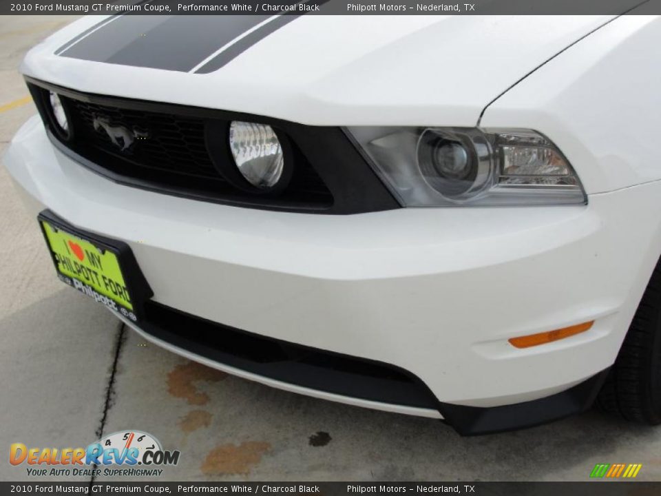 2010 Ford Mustang GT Premium Coupe Performance White / Charcoal Black Photo #11