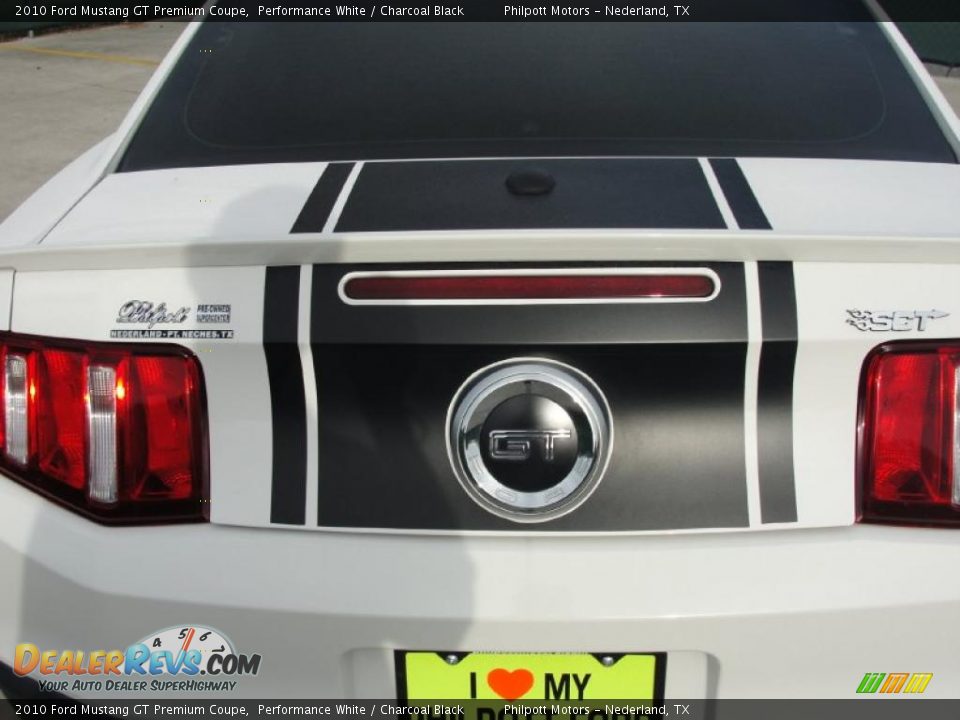 2010 Ford Mustang GT Premium Coupe Performance White / Charcoal Black Photo #20