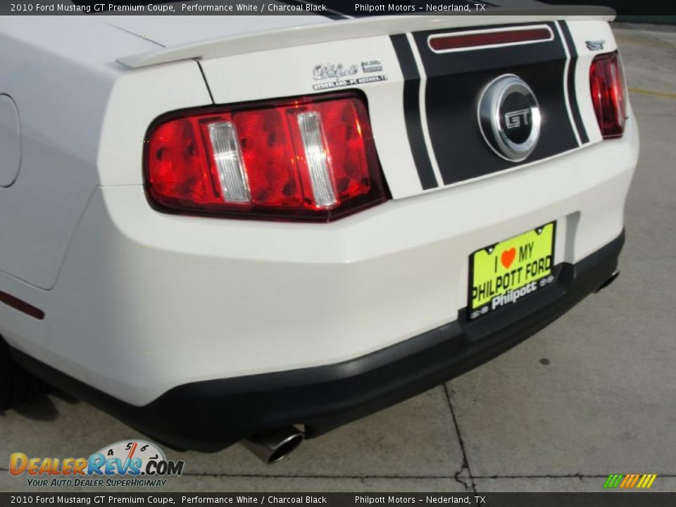 2010 Ford Mustang GT Premium Coupe Performance White / Charcoal Black Photo #21