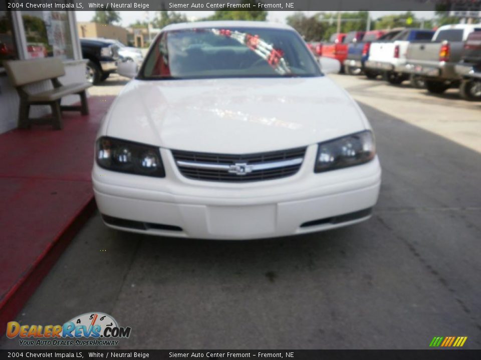 2004 Chevrolet Impala LS White / Neutral Beige Photo #2