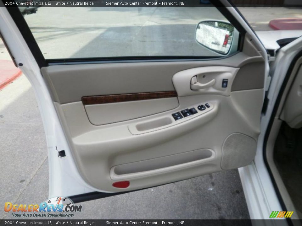 2004 Chevrolet Impala LS White / Neutral Beige Photo #9