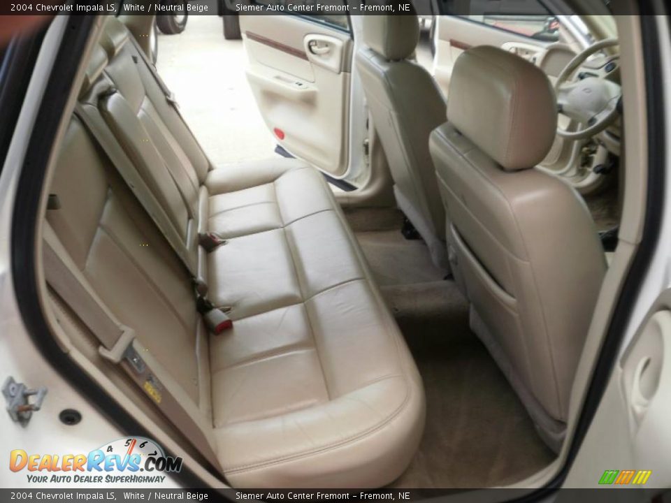 2004 Chevrolet Impala LS White / Neutral Beige Photo #21