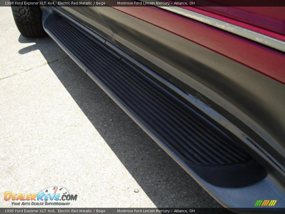 1996 Ford Explorer XLT 4x4 Electric Red Metallic / Beige Photo #12