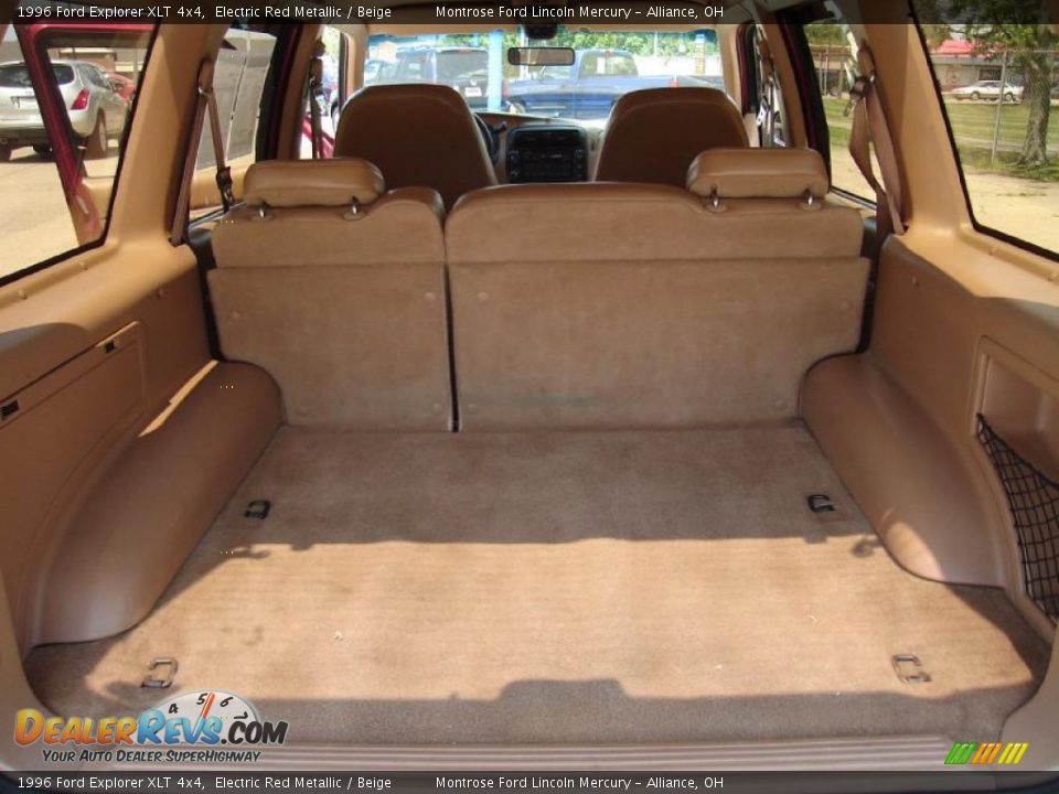 1996 Ford Explorer XLT 4x4 Electric Red Metallic / Beige Photo #19