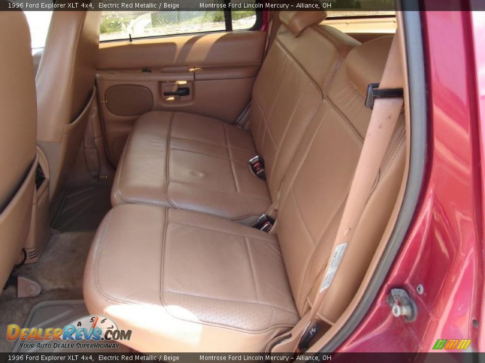 1996 Ford Explorer XLT 4x4 Electric Red Metallic / Beige Photo #22