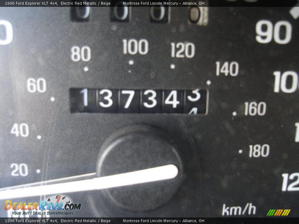 1996 Ford Explorer XLT 4x4 Electric Red Metallic / Beige Photo #27