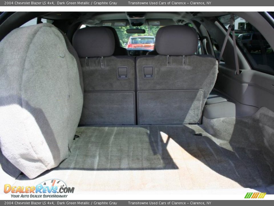 2004 Chevrolet Blazer LS 4x4 Dark Green Metallic / Graphite Gray Photo #9