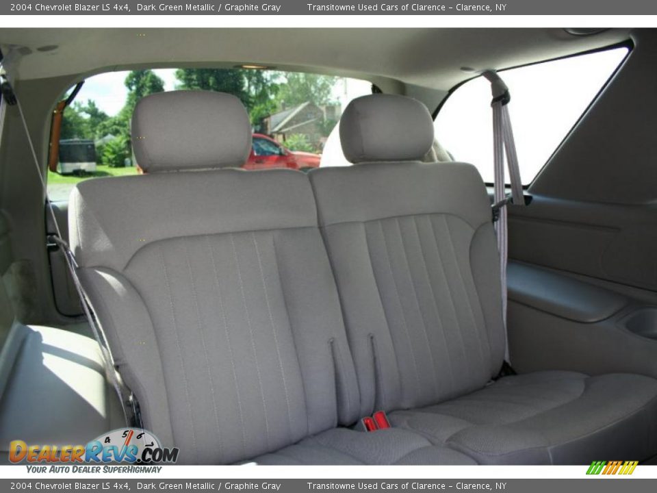 2004 Chevrolet Blazer LS 4x4 Dark Green Metallic / Graphite Gray Photo #13