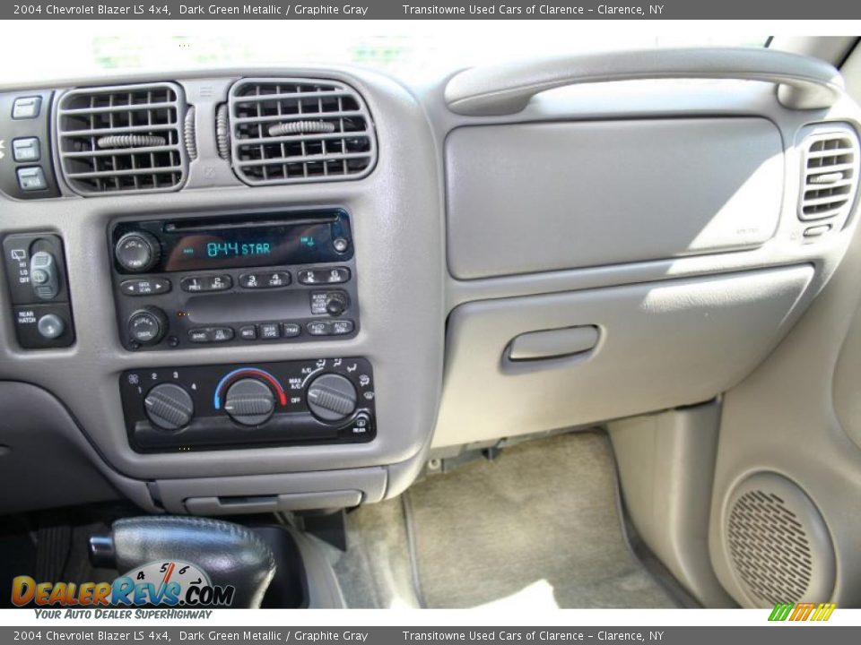 2004 Chevrolet Blazer LS 4x4 Dark Green Metallic / Graphite Gray Photo #18