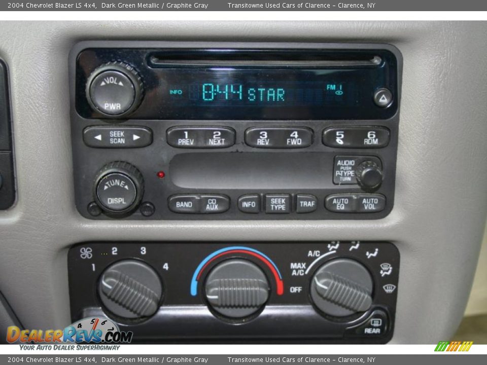 2004 Chevrolet Blazer LS 4x4 Dark Green Metallic / Graphite Gray Photo #20