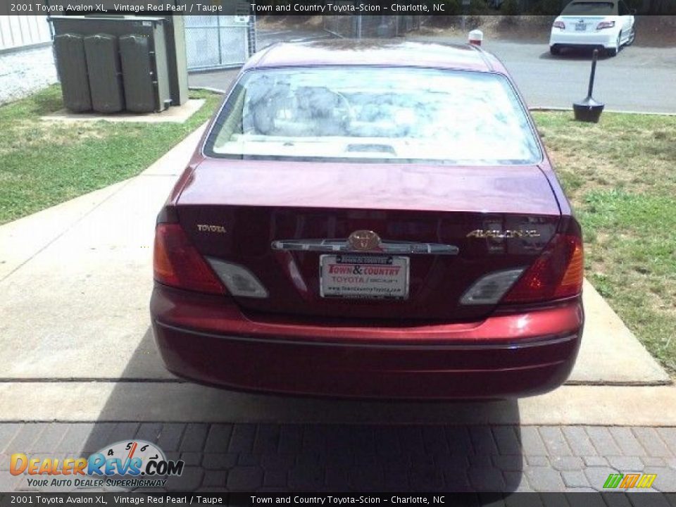 2001 Toyota Avalon XL Vintage Red Pearl / Taupe Photo #4