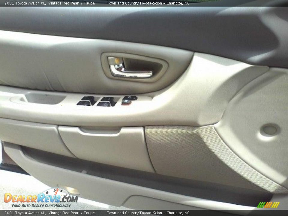 2001 Toyota Avalon XL Vintage Red Pearl / Taupe Photo #12
